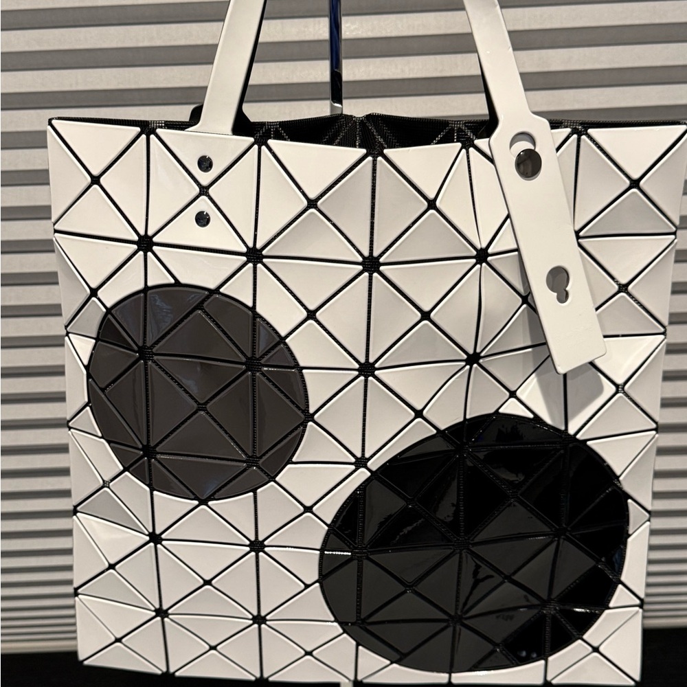 BAO BAO ISSEY MIYAKE TOTE - Picture 2 of 9